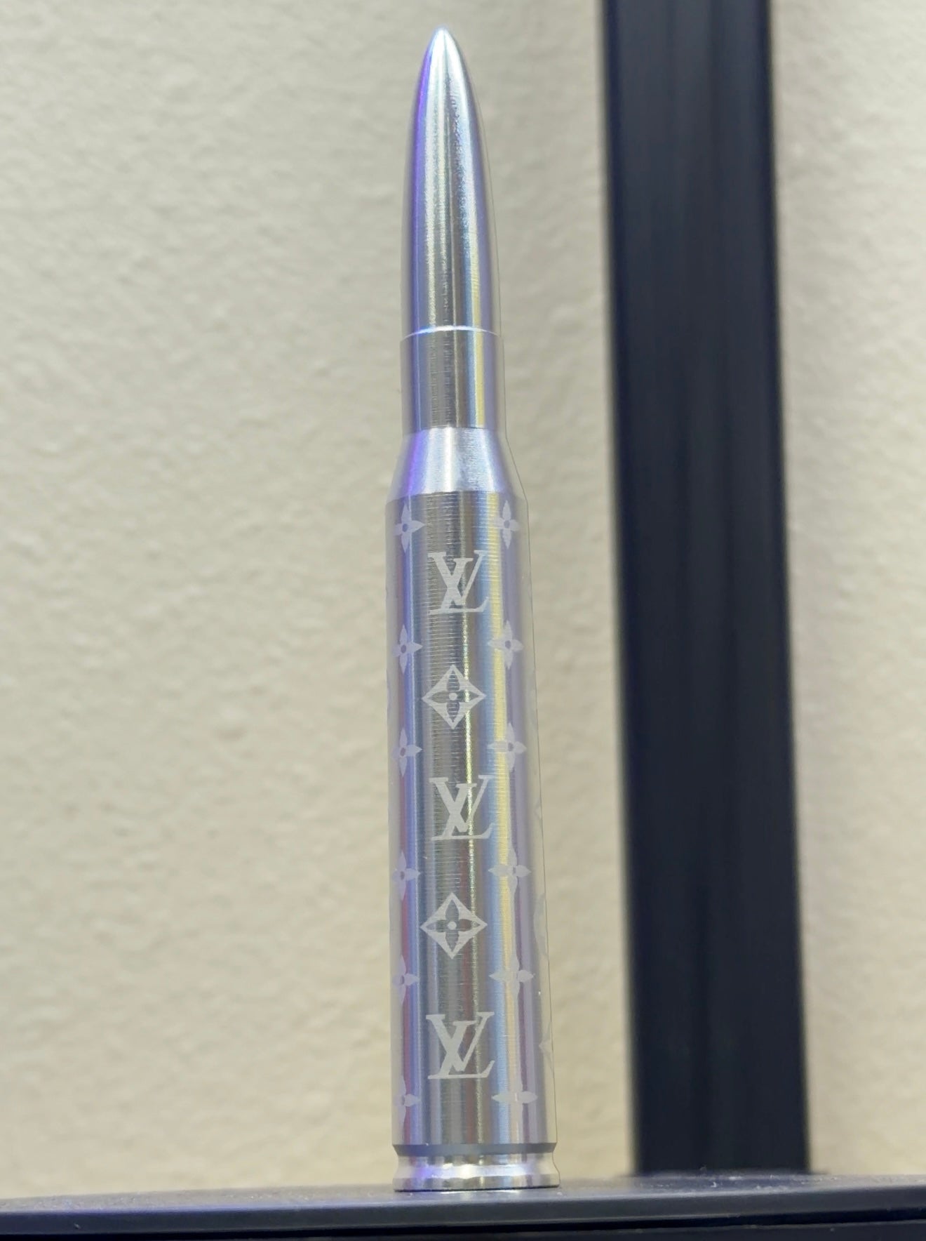 Engraved Bullet Antenna